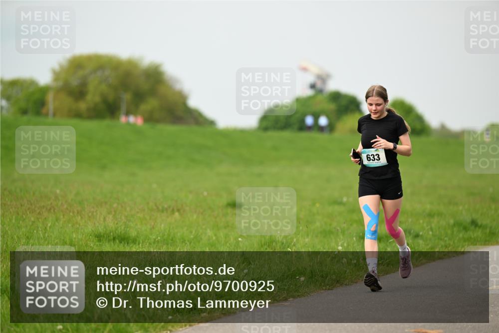 10.05.2026 - 8. Wedeler Halbmarathon Dr. Thomas Lammeyer http://msf.ph/oto/9700925 10.05.2026 11:41:05 Laufen 633 meine-sportfotos.de