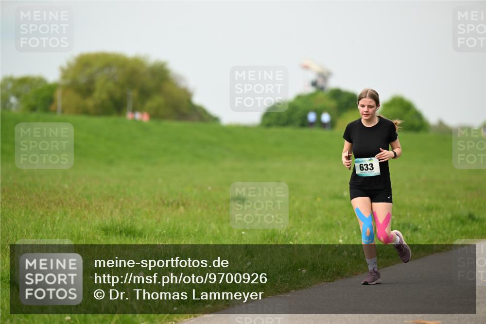 10.05.2026 - 8. Wedeler Halbmarathon Dr. Thomas Lammeyer http://msf.ph/oto/9700926 10.05.2026 11:41:05 Laufen 633 meine-sportfotos.de
