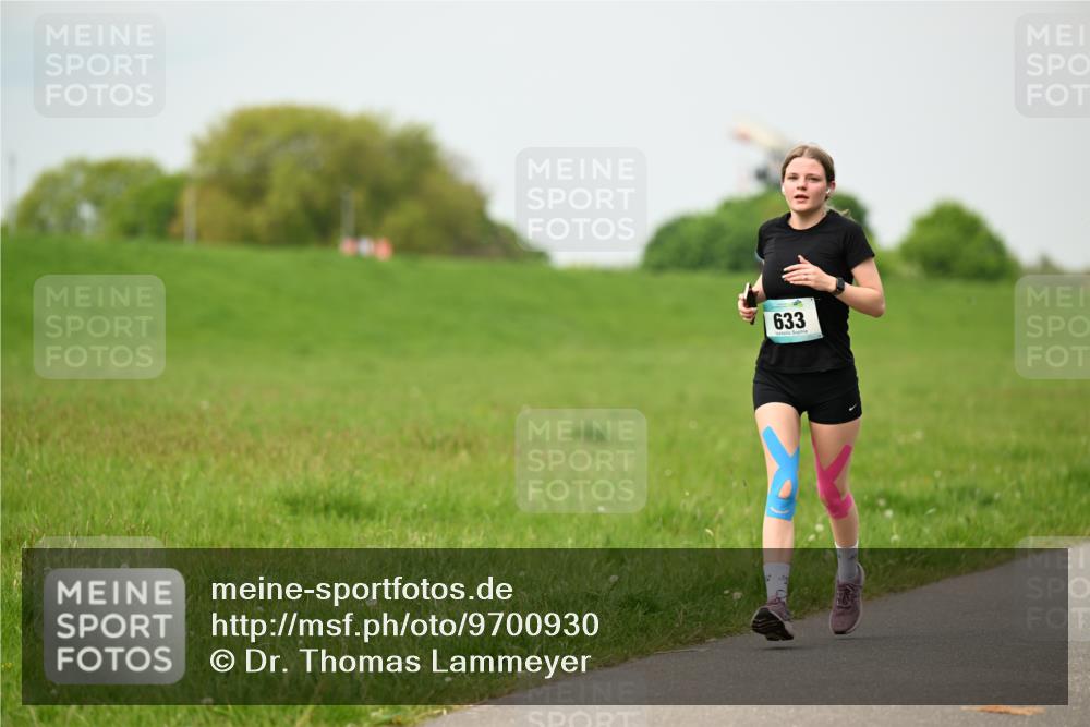 10.05.2026 - 8. Wedeler Halbmarathon Dr. Thomas Lammeyer http://msf.ph/oto/9700930 10.05.2026 11:41:05 Laufen 633 meine-sportfotos.de