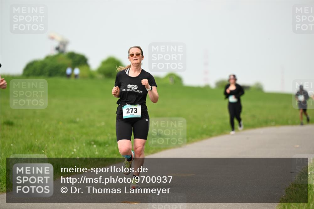 10.05.2026 - 8. Wedeler Halbmarathon Dr. Thomas Lammeyer http://msf.ph/oto/9700937 10.05.2026 11:41:07 Laufen 273 meine-sportfotos.de