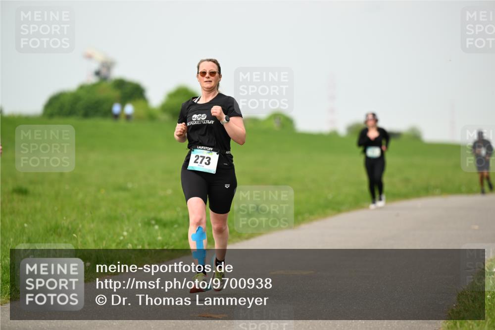 10.05.2026 - 8. Wedeler Halbmarathon Dr. Thomas Lammeyer http://msf.ph/oto/9700938 10.05.2026 11:41:07 Laufen 273 meine-sportfotos.de
