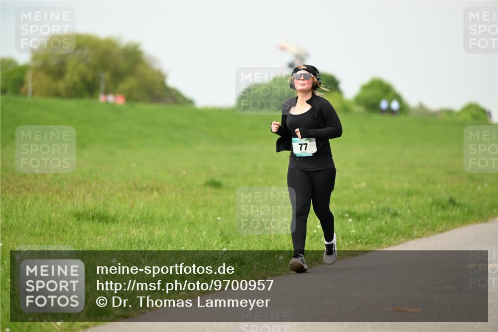 10.05.2026 - 8. Wedeler Halbmarathon Dr. Thomas Lammeyer http://msf.ph/oto/9700957 10.05.2026 11:41:16 Laufen  meine-sportfotos.de