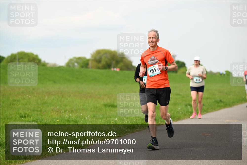 10.05.2026 - 8. Wedeler Halbmarathon Dr. Thomas Lammeyer http://msf.ph/oto/9701000 10.05.2026 11:41:28 Laufen 151, 843 meine-sportfotos.de