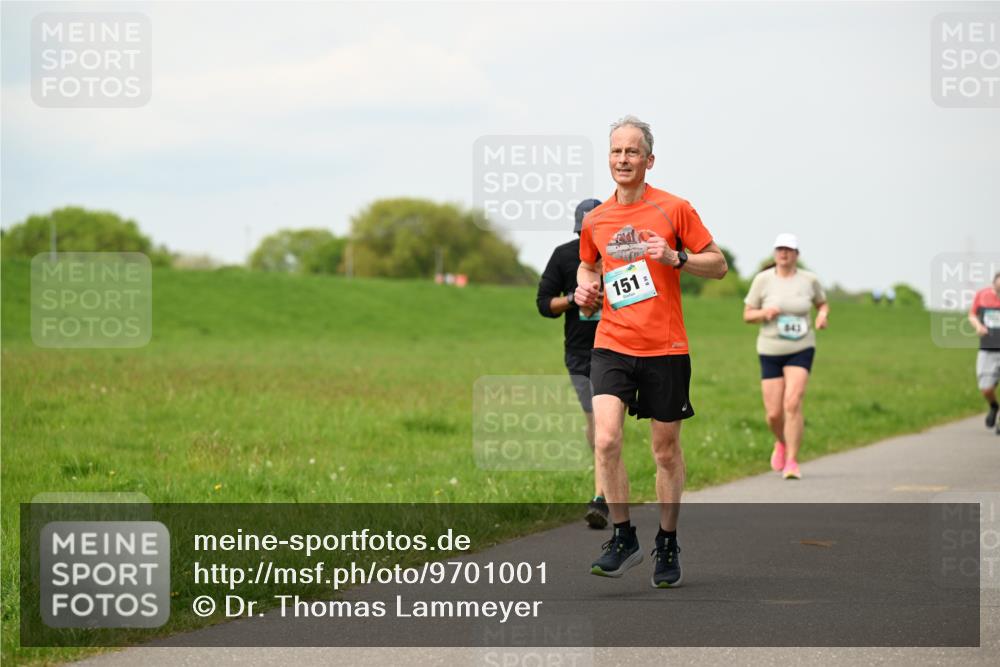 10.05.2026 - 8. Wedeler Halbmarathon Dr. Thomas Lammeyer http://msf.ph/oto/9701001 10.05.2026 11:41:28 Laufen 151, 843 meine-sportfotos.de