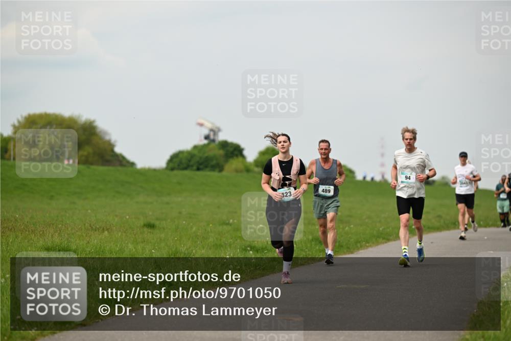 10.05.2026 - 8. Wedeler Halbmarathon Dr. Thomas Lammeyer http://msf.ph/oto/9701050 10.05.2026 11:41:39 Laufen 123, 489 meine-sportfotos.de