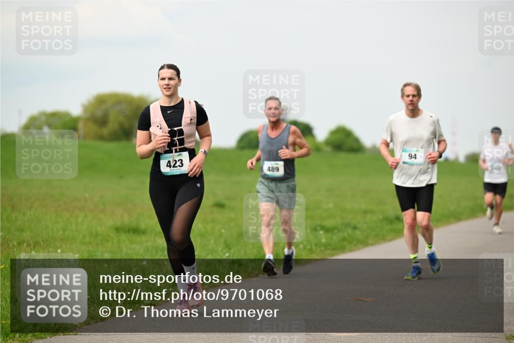 10.05.2026 - 8. Wedeler Halbmarathon Dr. Thomas Lammeyer http://msf.ph/oto/9701068 10.05.2026 11:41:42 Laufen 423, 489 meine-sportfotos.de