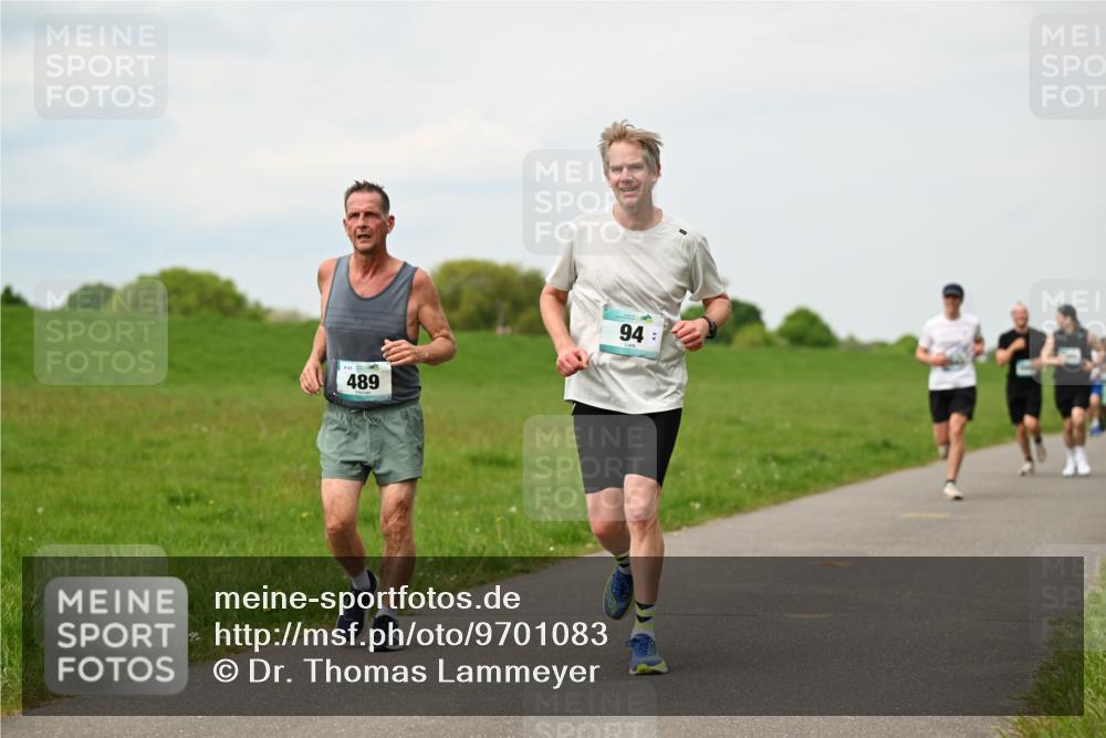 10.05.2026 - 8. Wedeler Halbmarathon Dr. Thomas Lammeyer http://msf.ph/oto/9701083 10.05.2026 11:41:45 Laufen 489 meine-sportfotos.de