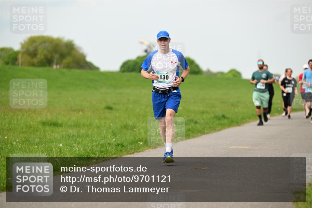 10.05.2026 - 8. Wedeler Halbmarathon Dr. Thomas Lammeyer http://msf.ph/oto/9701121 10.05.2026 11:41:54 Laufen 130 meine-sportfotos.de
