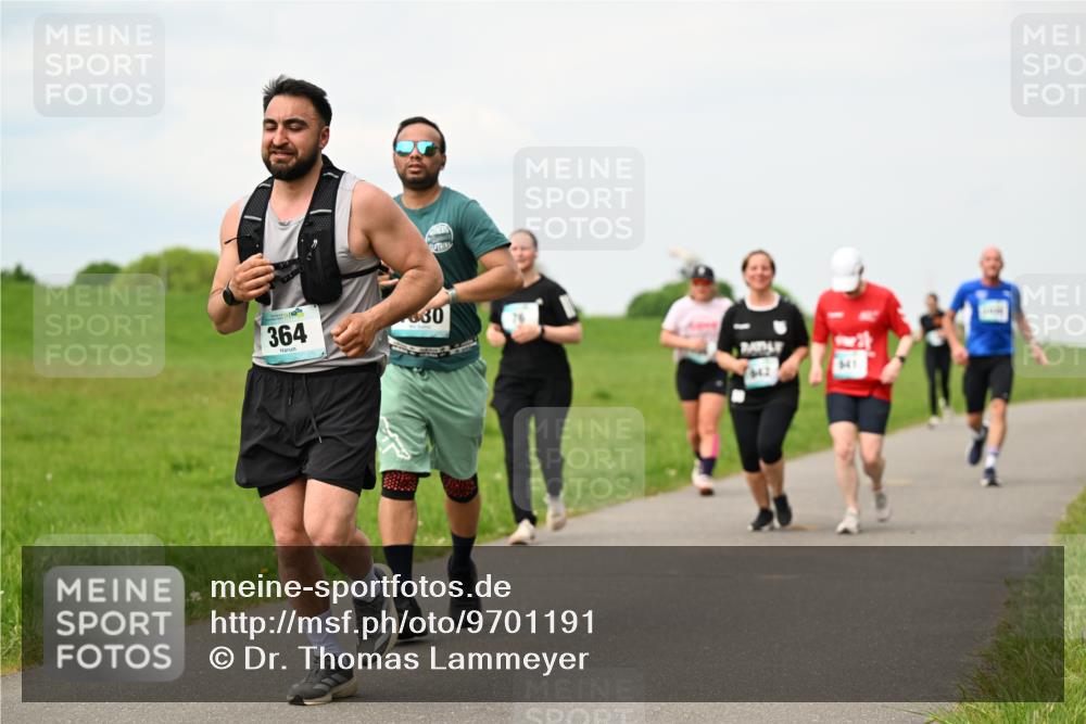 10.05.2026 - 8. Wedeler Halbmarathon Dr. Thomas Lammeyer http://msf.ph/oto/9701191 10.05.2026 11:42:06 Laufen 364, 842 meine-sportfotos.de