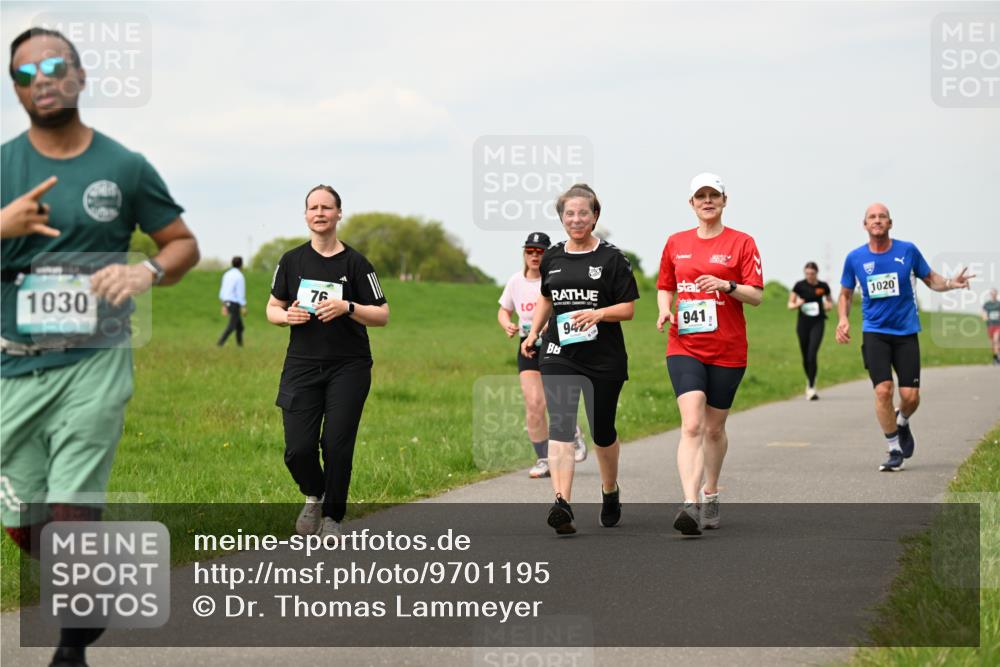 10.05.2026 - 8. Wedeler Halbmarathon Dr. Thomas Lammeyer http://msf.ph/oto/9701195 10.05.2026 11:42:07 Laufen 1030, 1020, 941 meine-sportfotos.de