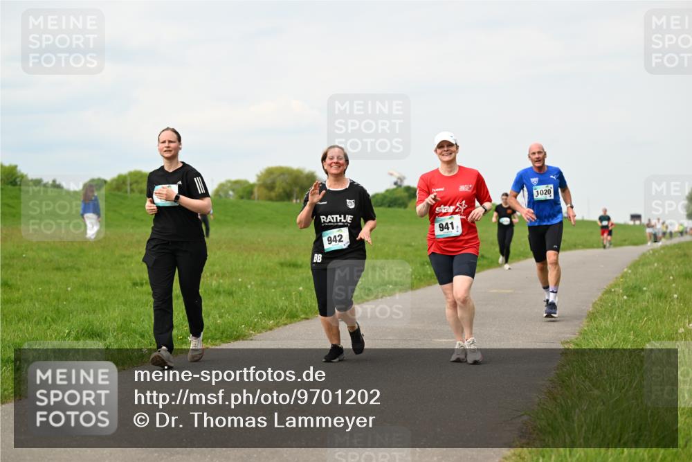 10.05.2026 - 8. Wedeler Halbmarathon Dr. Thomas Lammeyer http://msf.ph/oto/9701202 10.05.2026 11:42:08 Laufen 942, 941, 1020 meine-sportfotos.de