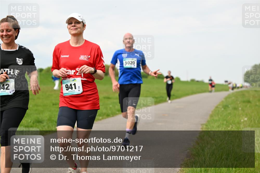 10.05.2026 - 8. Wedeler Halbmarathon Dr. Thomas Lammeyer http://msf.ph/oto/9701217 10.05.2026 11:42:10 Laufen 139, 941, 138, 1020 meine-sportfotos.de