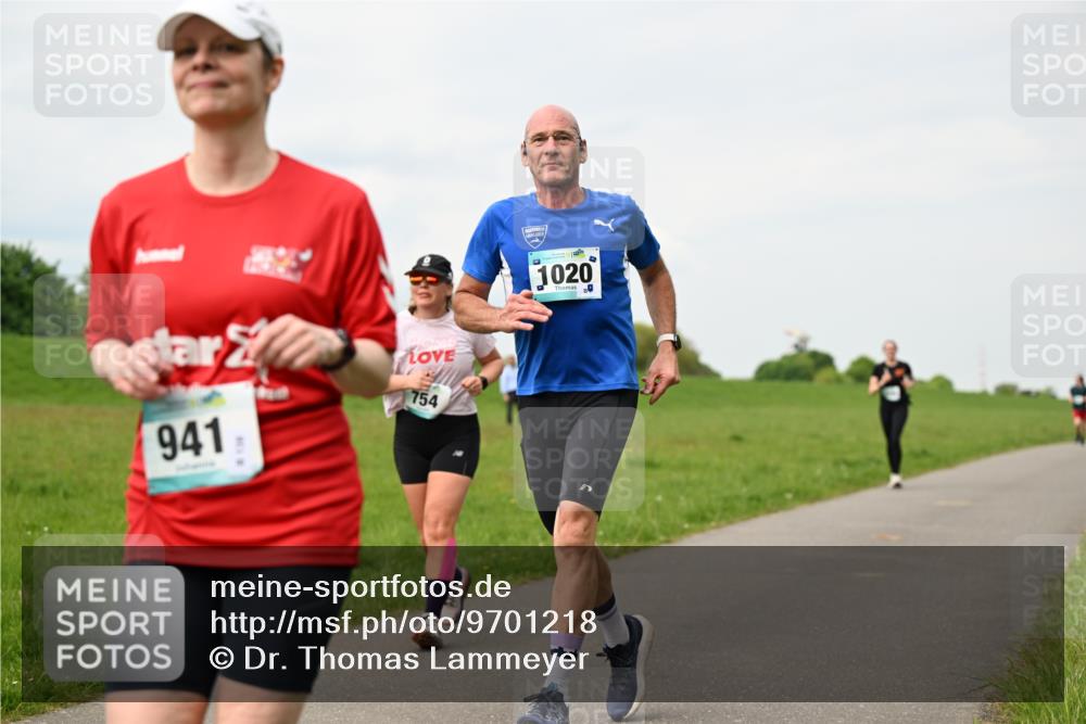 10.05.2026 - 8. Wedeler Halbmarathon Dr. Thomas Lammeyer http://msf.ph/oto/9701218 10.05.2026 11:42:11 Laufen 941, 754, 1020 meine-sportfotos.de