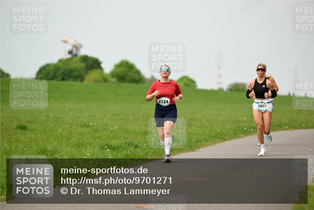 10.05.2026 - 8. Wedeler Halbmarathon Dr. Thomas Lammeyer http://msf.ph/oto/9701271 10.05.2026 11:42:26 Laufen 2124, 2037 meine-sportfotos.de