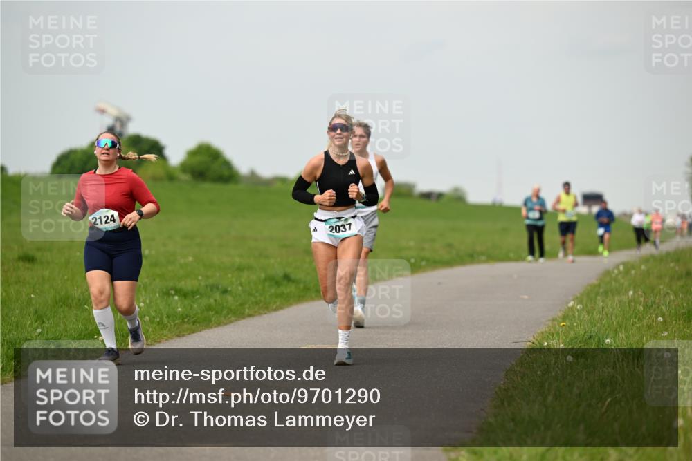 10.05.2026 - 8. Wedeler Halbmarathon Dr. Thomas Lammeyer http://msf.ph/oto/9701290 10.05.2026 11:42:29 Laufen 2124, 2037 meine-sportfotos.de