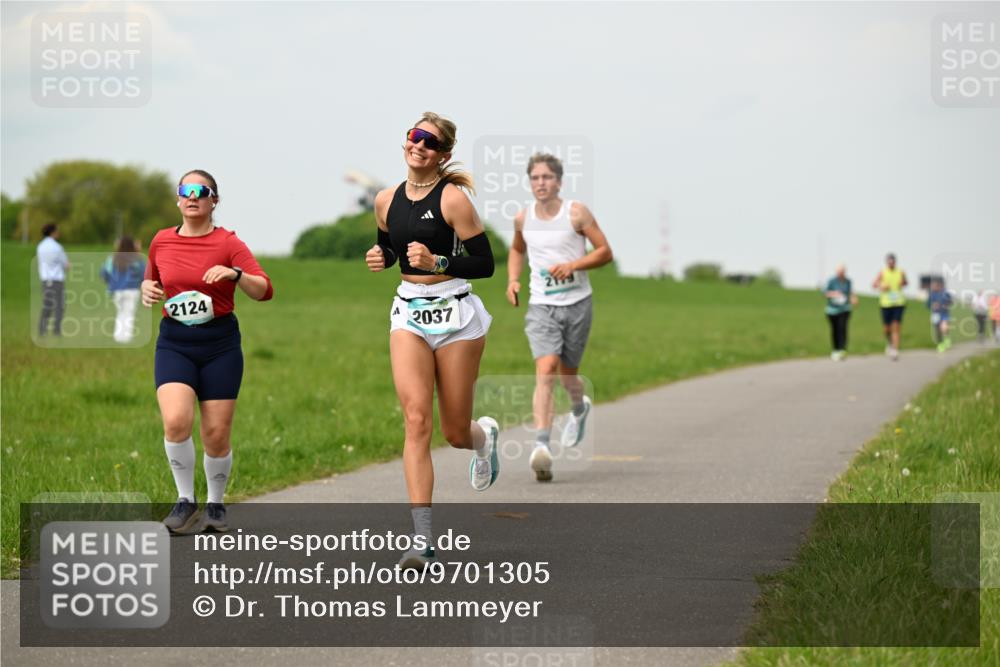 10.05.2026 - 8. Wedeler Halbmarathon Dr. Thomas Lammeyer http://msf.ph/oto/9701305 10.05.2026 11:42:31 Laufen 2124, 219, 2037 meine-sportfotos.de