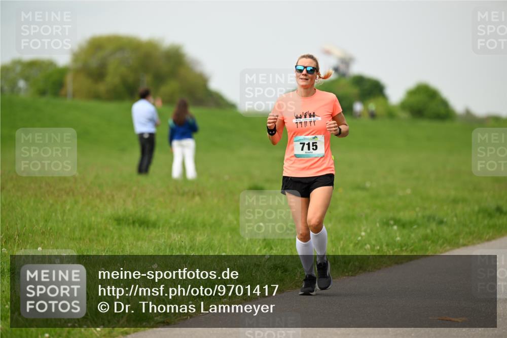 10.05.2026 - 8. Wedeler Halbmarathon Dr. Thomas Lammeyer http://msf.ph/oto/9701417 10.05.2026 11:43:03 Laufen 715 meine-sportfotos.de