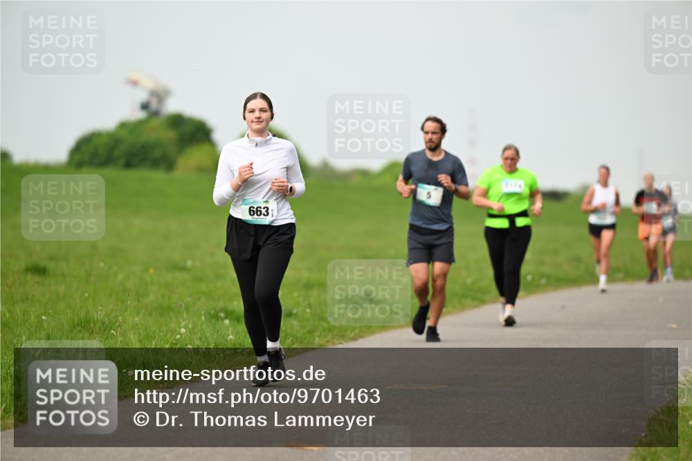 10.05.2026 - 8. Wedeler Halbmarathon Dr. Thomas Lammeyer http://msf.ph/oto/9701463 10.05.2026 11:43:16 Laufen 663 meine-sportfotos.de