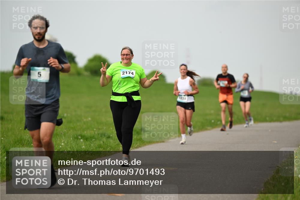 10.05.2026 - 8. Wedeler Halbmarathon Dr. Thomas Lammeyer http://msf.ph/oto/9701493 10.05.2026 11:43:21 Laufen 2174, 1031 meine-sportfotos.de