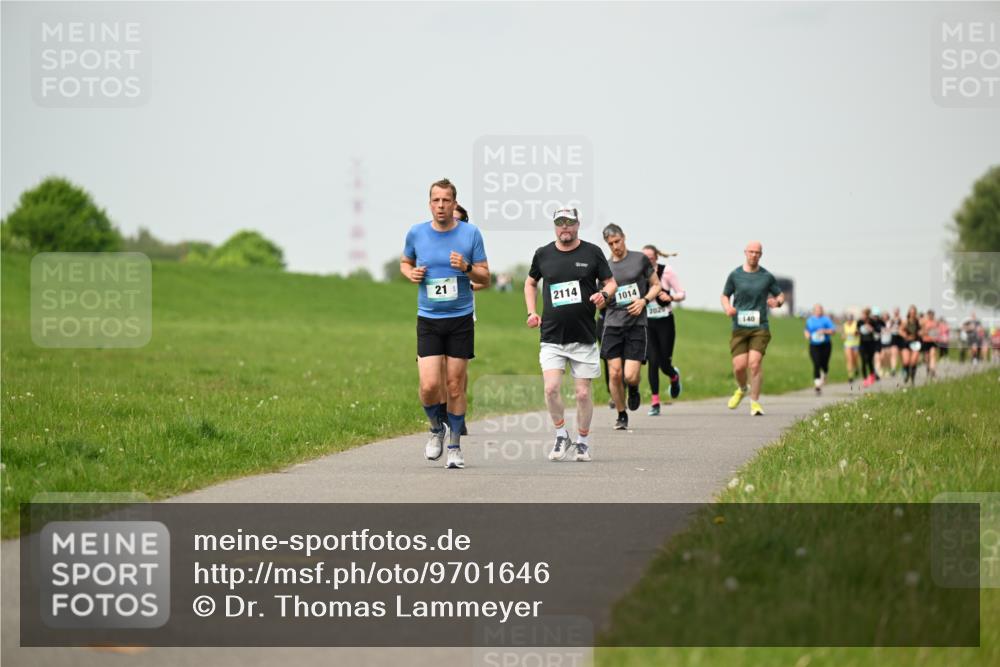10.05.2026 - 8. Wedeler Halbmarathon Dr. Thomas Lammeyer http://msf.ph/oto/9701646 10.05.2026 11:44:21 Laufen 2114, 1014, 2020, 140 meine-sportfotos.de
