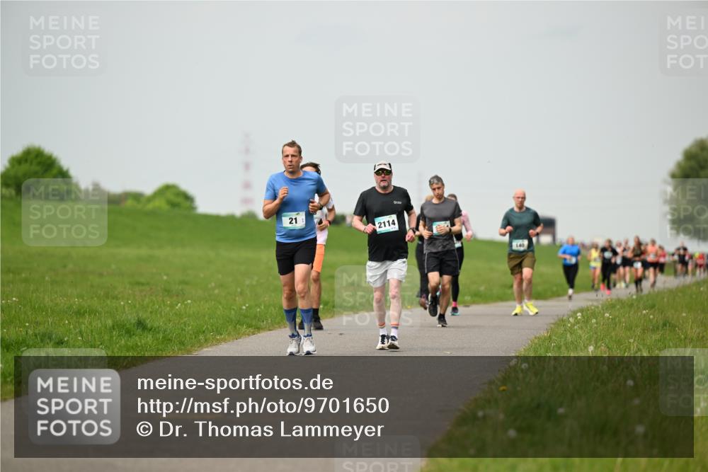 10.05.2026 - 8. Wedeler Halbmarathon Dr. Thomas Lammeyer http://msf.ph/oto/9701650 10.05.2026 11:44:21 Laufen 2114, 140 meine-sportfotos.de