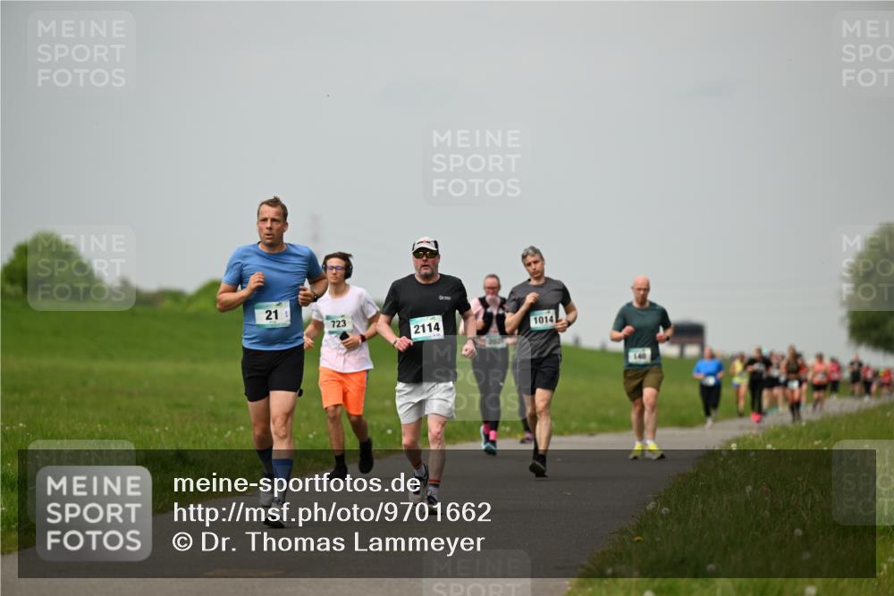 10.05.2026 - 8. Wedeler Halbmarathon Dr. Thomas Lammeyer http://msf.ph/oto/9701662 10.05.2026 11:44:23 Laufen 723, 2114, 1014, 140 meine-sportfotos.de