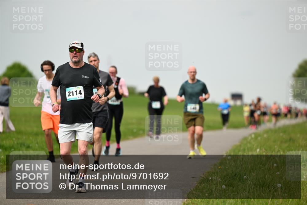 10.05.2026 - 8. Wedeler Halbmarathon Dr. Thomas Lammeyer http://msf.ph/oto/9701692 10.05.2026 11:44:28 Laufen 2114, 107 meine-sportfotos.de