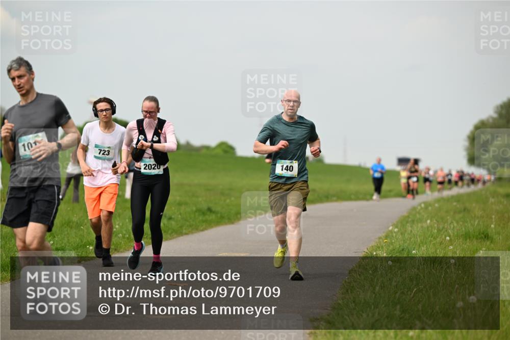 10.05.2026 - 8. Wedeler Halbmarathon Dr. Thomas Lammeyer http://msf.ph/oto/9701709 10.05.2026 11:44:32 Laufen 723, 140, 2020 meine-sportfotos.de