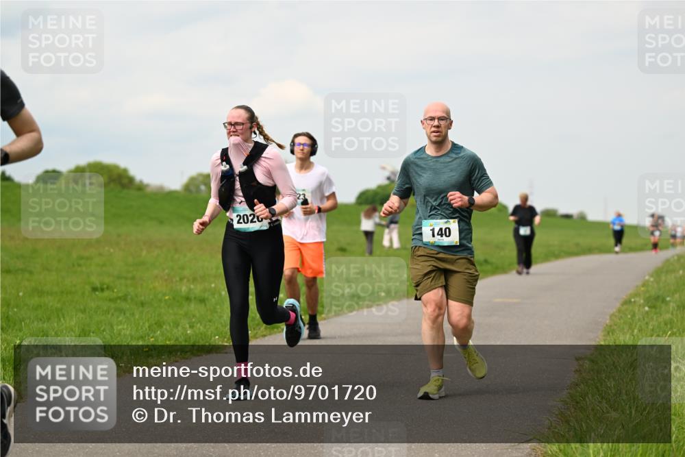 10.05.2026 - 8. Wedeler Halbmarathon Dr. Thomas Lammeyer http://msf.ph/oto/9701720 10.05.2026 11:44:35 Laufen 2020, 140 meine-sportfotos.de
