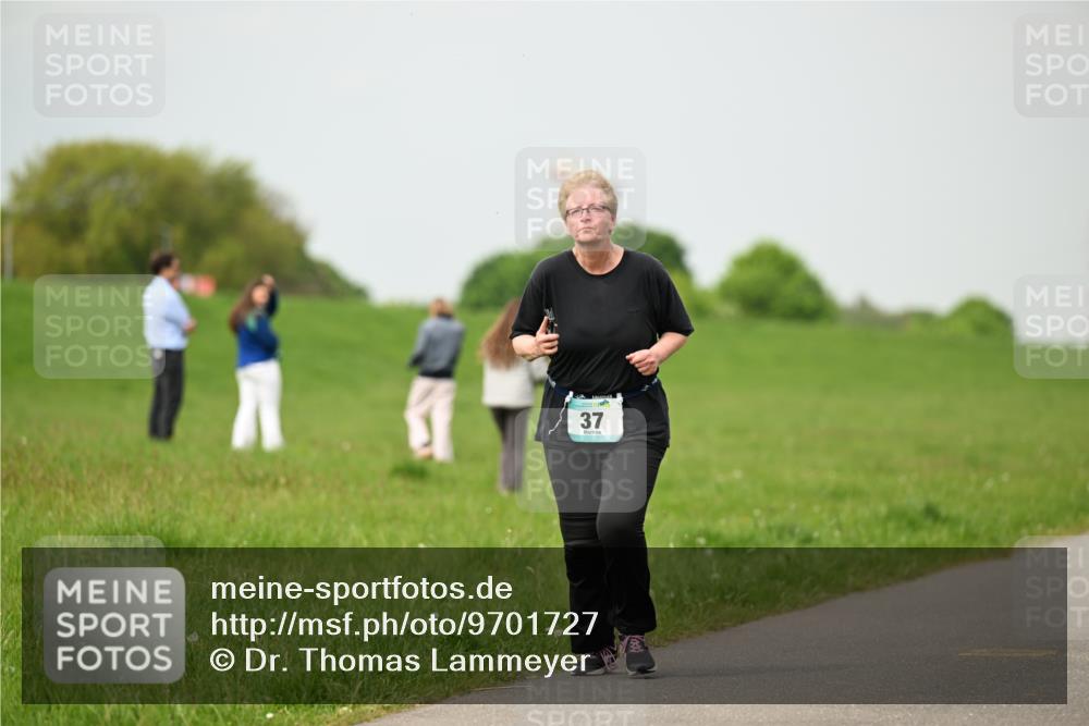 10.05.2026 - 8. Wedeler Halbmarathon Dr. Thomas Lammeyer http://msf.ph/oto/9701727 10.05.2026 11:44:41 Laufen  meine-sportfotos.de
