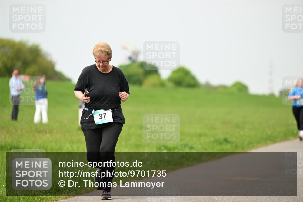 10.05.2026 - 8. Wedeler Halbmarathon Dr. Thomas Lammeyer http://msf.ph/oto/9701735 10.05.2026 11:44:42 Laufen  meine-sportfotos.de