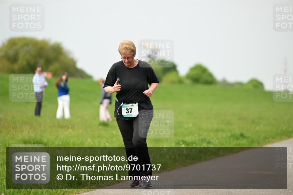 10.05.2026 - 8. Wedeler Halbmarathon Dr. Thomas Lammeyer http://msf.ph/oto/9701737 10.05.2026 11:44:42 Laufen  meine-sportfotos.de
