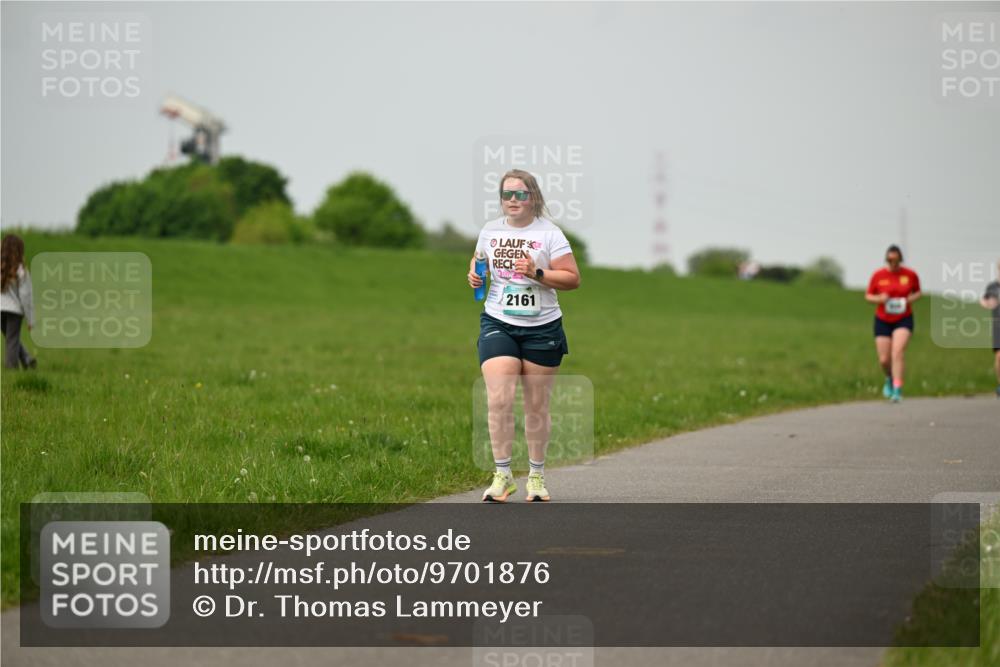 10.05.2026 - 8. Wedeler Halbmarathon Dr. Thomas Lammeyer http://msf.ph/oto/9701876 10.05.2026 11:45:17 Laufen 2161 meine-sportfotos.de