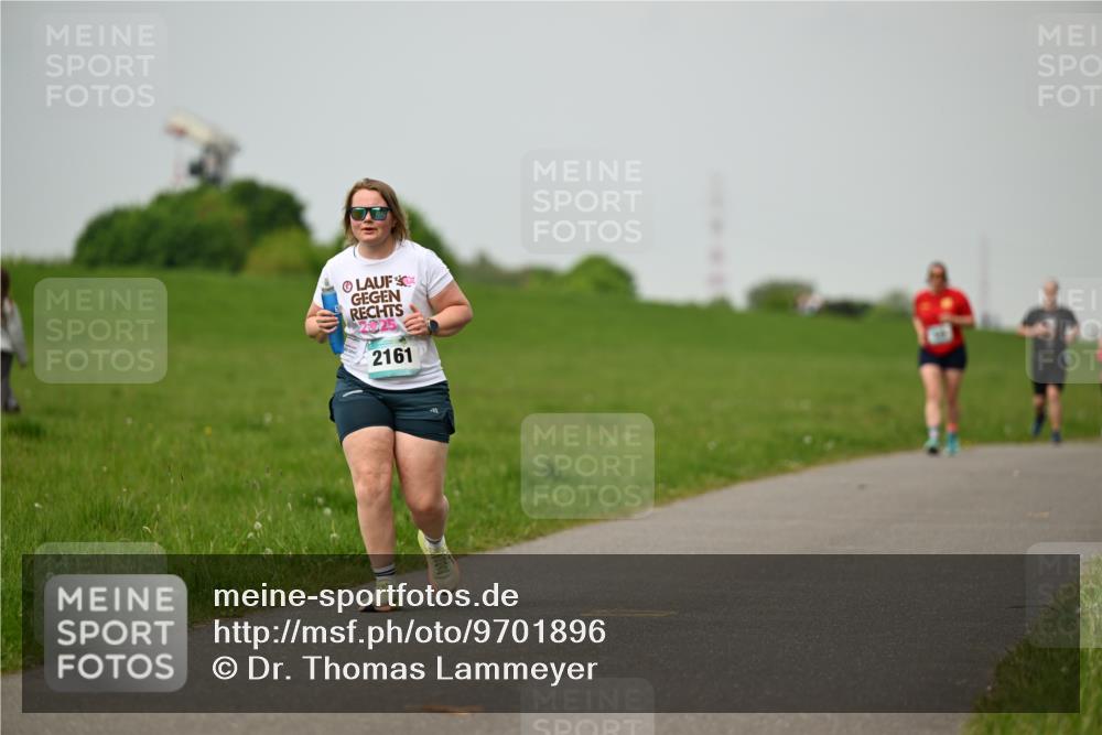 10.05.2026 - 8. Wedeler Halbmarathon Dr. Thomas Lammeyer http://msf.ph/oto/9701896 10.05.2026 11:45:19 Laufen 2161 meine-sportfotos.de