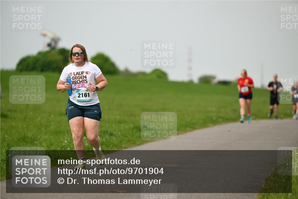 10.05.2026 - 8. Wedeler Halbmarathon Dr. Thomas Lammeyer http://msf.ph/oto/9701904 10.05.2026 11:45:20 Laufen 2025, 2161 meine-sportfotos.de
