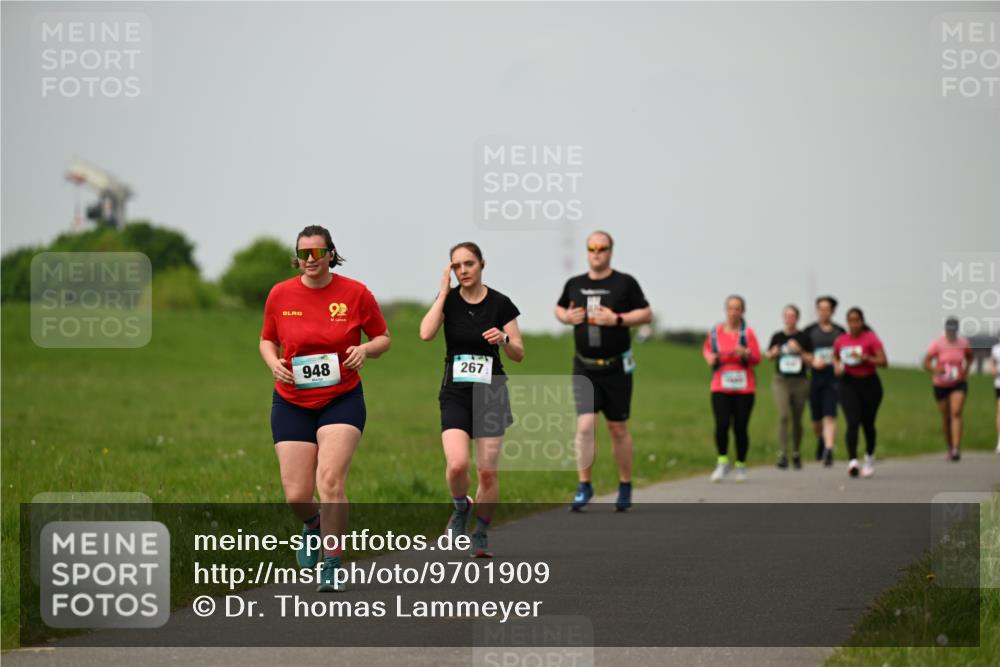 10.05.2026 - 8. Wedeler Halbmarathon Dr. Thomas Lammeyer http://msf.ph/oto/9701909 10.05.2026 11:45:33 Laufen 948, 267 meine-sportfotos.de