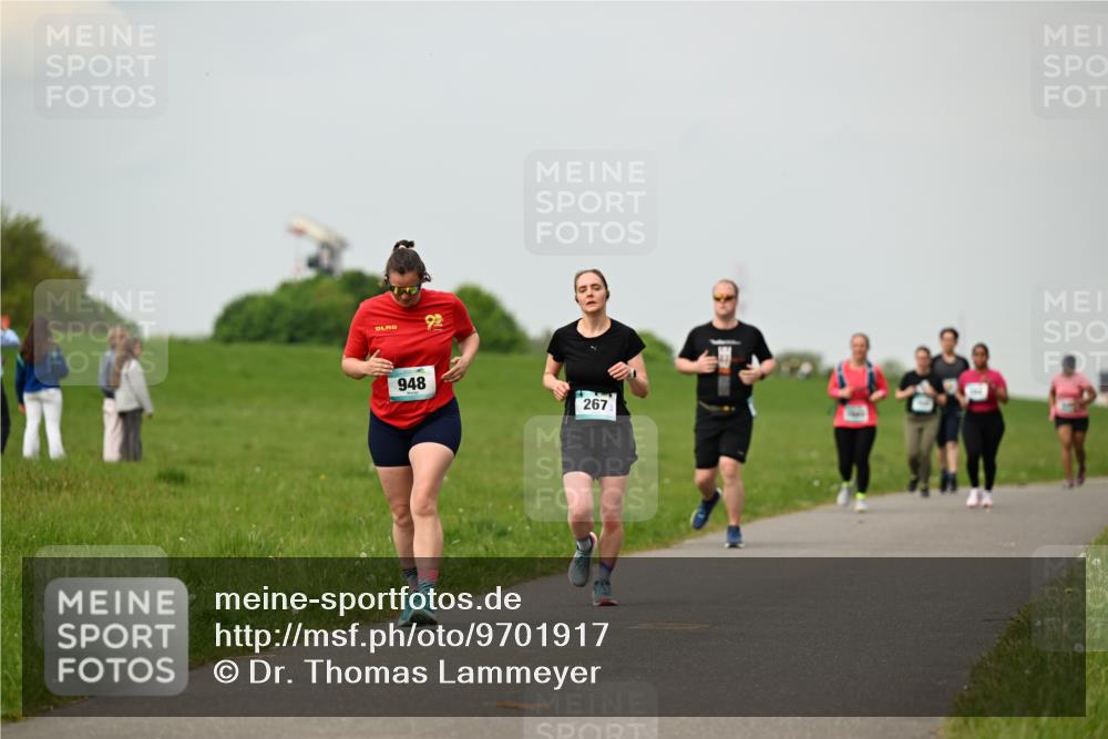 10.05.2026 - 8. Wedeler Halbmarathon Dr. Thomas Lammeyer http://msf.ph/oto/9701917 10.05.2026 11:45:34 Laufen 948, 267 meine-sportfotos.de
