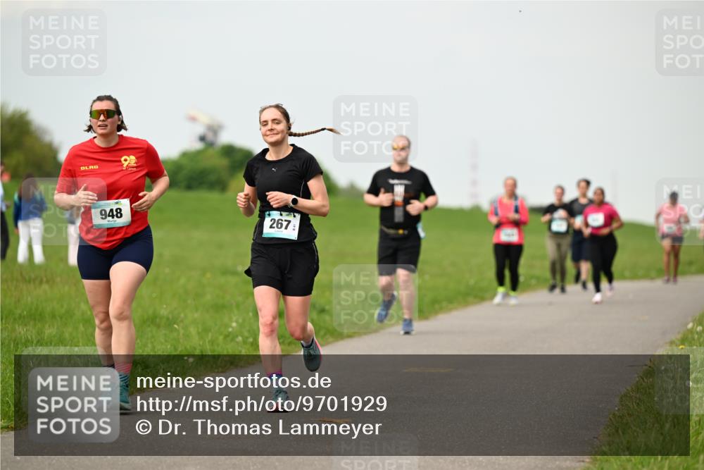 10.05.2026 - 8. Wedeler Halbmarathon Dr. Thomas Lammeyer http://msf.ph/oto/9701929 10.05.2026 11:45:36 Laufen 948, 267 meine-sportfotos.de