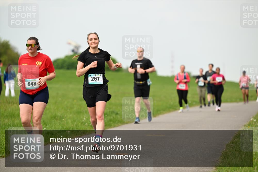 10.05.2026 - 8. Wedeler Halbmarathon Dr. Thomas Lammeyer http://msf.ph/oto/9701931 10.05.2026 11:45:37 Laufen 948, 267 meine-sportfotos.de