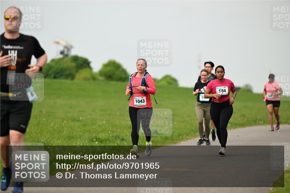 10.05.2026 - 8. Wedeler Halbmarathon Dr. Thomas Lammeyer http://msf.ph/oto/9701965 10.05.2026 11:45:42 Laufen 1043, 584 meine-sportfotos.de