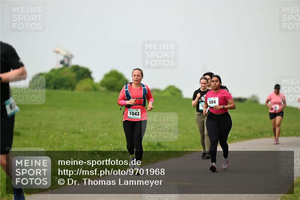 10.05.2026 - 8. Wedeler Halbmarathon Dr. Thomas Lammeyer http://msf.ph/oto/9701968 10.05.2026 11:45:43 Laufen 1043, 584 meine-sportfotos.de