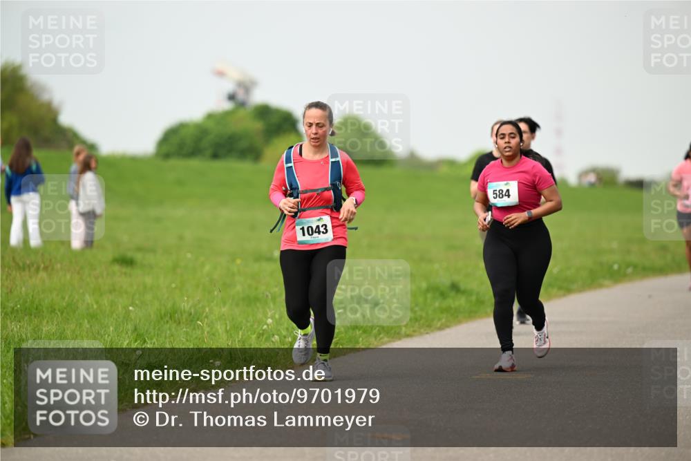 10.05.2026 - 8. Wedeler Halbmarathon Dr. Thomas Lammeyer http://msf.ph/oto/9701979 10.05.2026 11:45:44 Laufen 1043, 584 meine-sportfotos.de