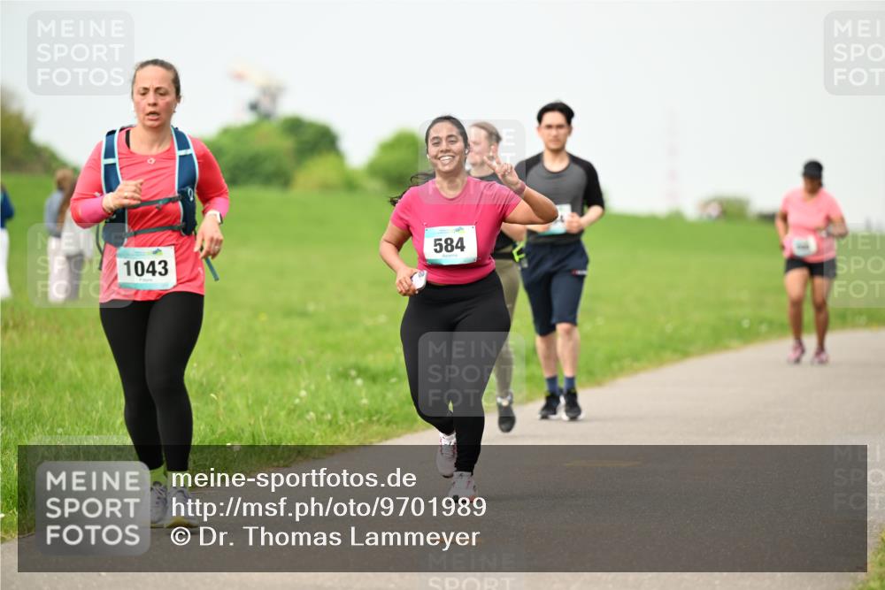 10.05.2026 - 8. Wedeler Halbmarathon Dr. Thomas Lammeyer http://msf.ph/oto/9701989 10.05.2026 11:45:46 Laufen 584, 1043 meine-sportfotos.de