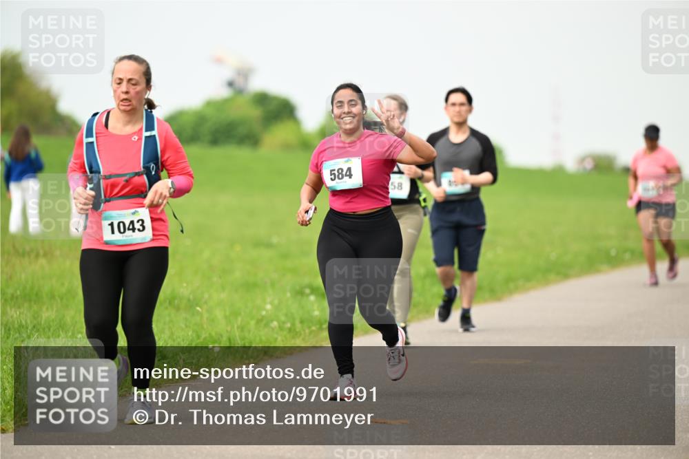10.05.2026 - 8. Wedeler Halbmarathon Dr. Thomas Lammeyer http://msf.ph/oto/9701991 10.05.2026 11:45:46 Laufen 1043, 584 meine-sportfotos.de