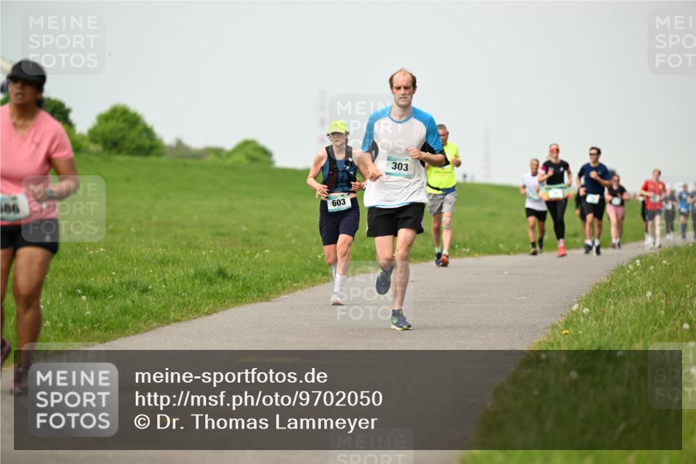 10.05.2026 - 8. Wedeler Halbmarathon Dr. Thomas Lammeyer http://msf.ph/oto/9702050 10.05.2026 11:45:56 Laufen 603, 303 meine-sportfotos.de