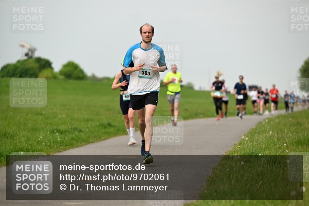 10.05.2026 - 8. Wedeler Halbmarathon Dr. Thomas Lammeyer http://msf.ph/oto/9702061 10.05.2026 11:45:58 Laufen 603, 303 meine-sportfotos.de