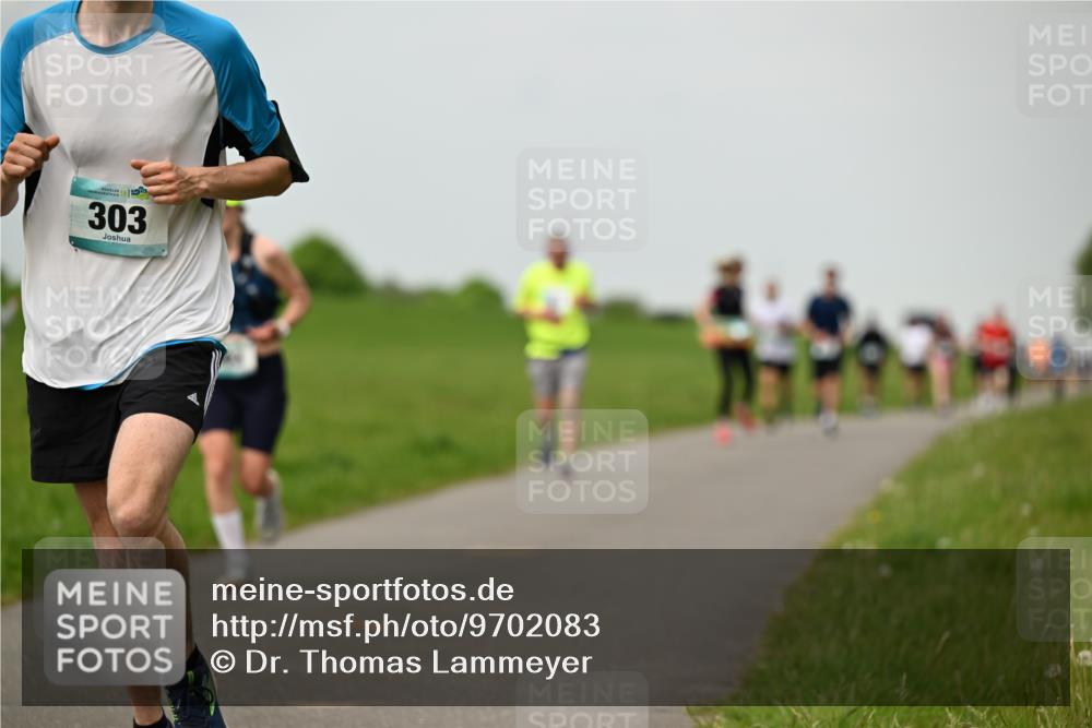 10.05.2026 - 8. Wedeler Halbmarathon Dr. Thomas Lammeyer http://msf.ph/oto/9702083 10.05.2026 11:46:01 Laufen 303 meine-sportfotos.de