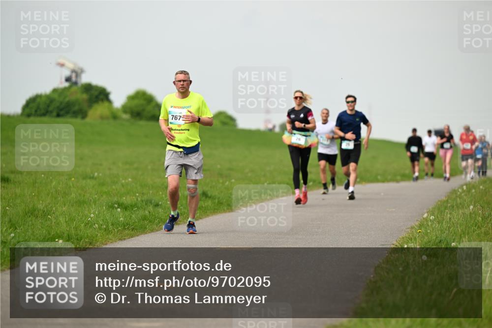 10.05.2026 - 8. Wedeler Halbmarathon Dr. Thomas Lammeyer http://msf.ph/oto/9702095 10.05.2026 11:46:04 Laufen 767 meine-sportfotos.de