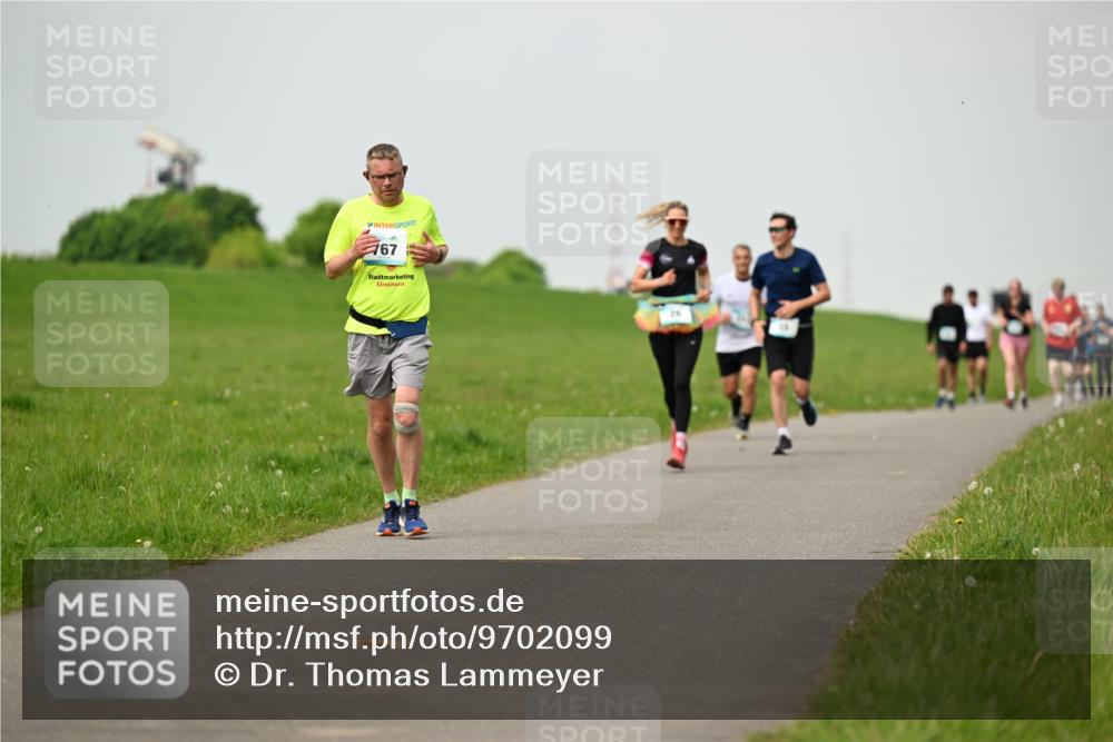 10.05.2026 - 8. Wedeler Halbmarathon Dr. Thomas Lammeyer http://msf.ph/oto/9702099 10.05.2026 11:46:05 Laufen 767 meine-sportfotos.de