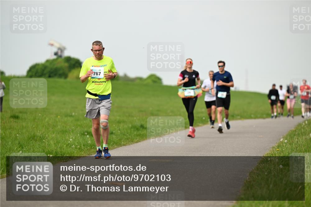 10.05.2026 - 8. Wedeler Halbmarathon Dr. Thomas Lammeyer http://msf.ph/oto/9702103 10.05.2026 11:46:05 Laufen 767 meine-sportfotos.de